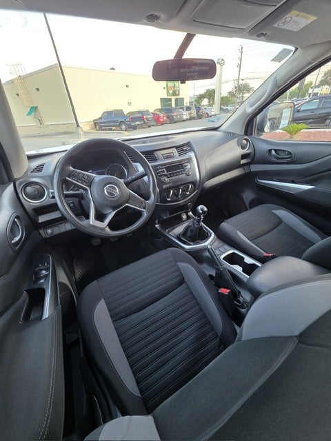 2021 Nissan NP300 FRONTIER 4 PTS SE L4 TM6 AAC VE R-16