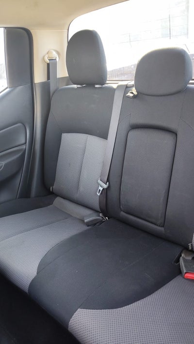 2023 Mitsubishi L200 4 PTS GLX CABINA DOBLE 24TD TM5 4X4